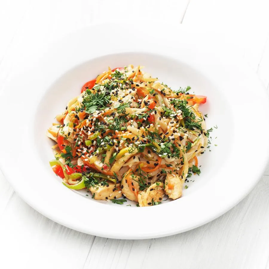 WOK С КУРИНЫМ ФИЛЕ