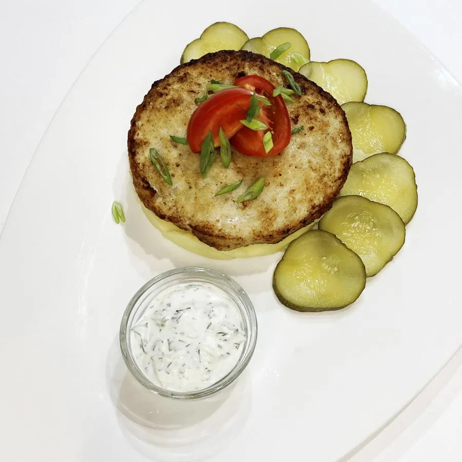 ЧИКЕН КОТЛЕТА С КАРТОФЕЛЬНЫМ ПЮРЕ