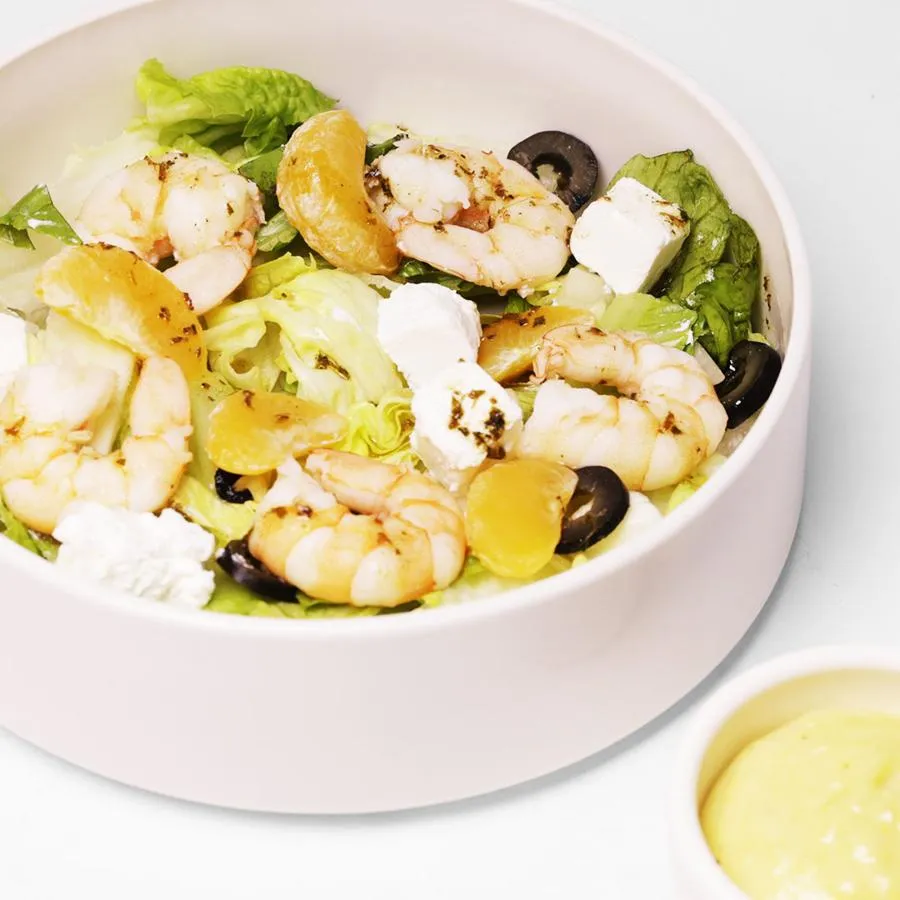 САЛАТ С КРЕВЕТКАМИ И МАНДАРИНАМИ 